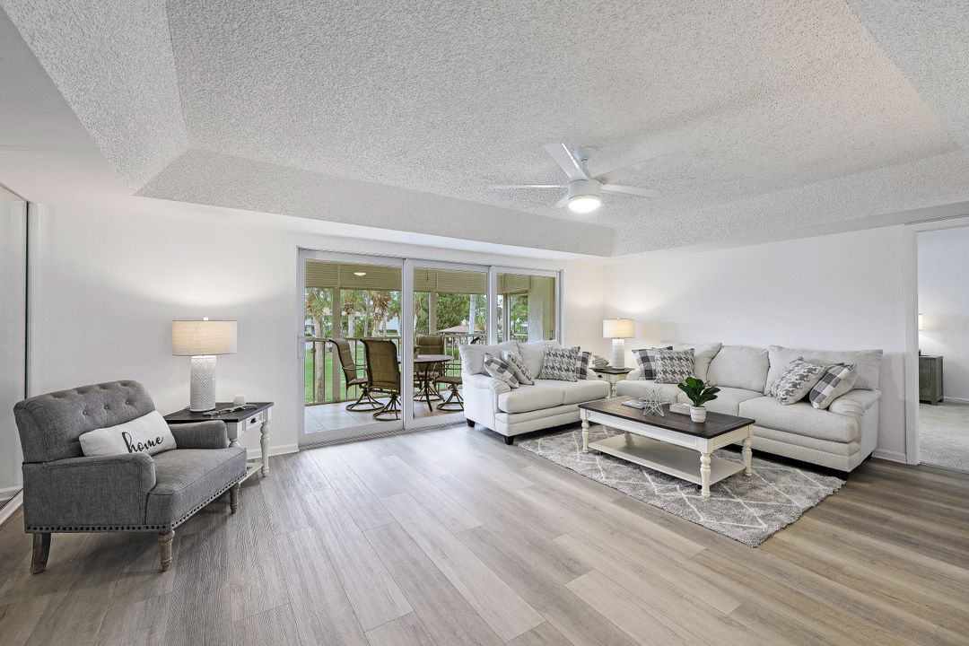 259 Winners Cir Unit 4, Naples, FL 34112