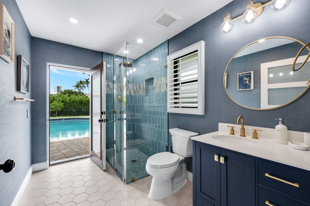 517 Parkwood Ln, Naples, FL 34103