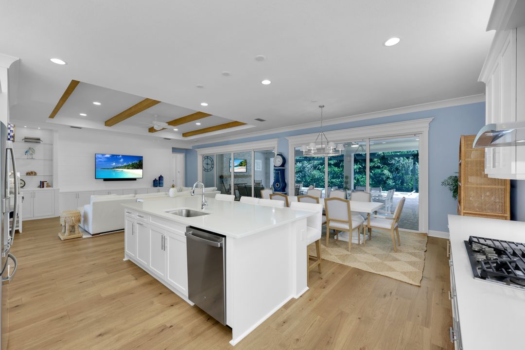 12338 Lavender Ave, Naples, FL 34120