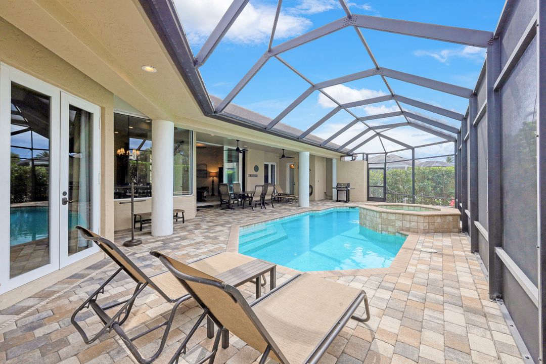 650 Amber Dr, Marco Island, FL 34145