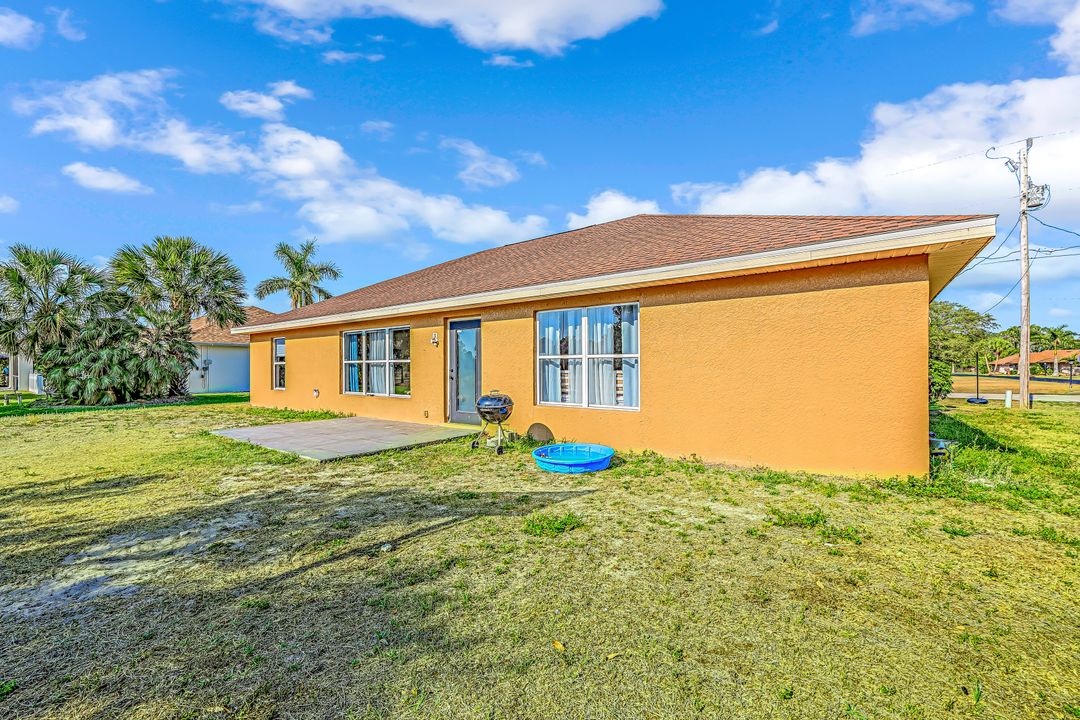 242 North Ave, Lehigh Acres, FL 33936