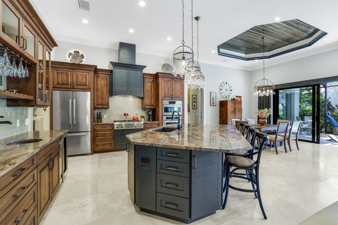 710 Wren St, Marco Island, FL 34145
