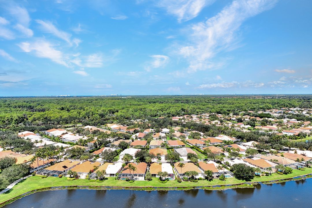 5011 Kingston Way, Naples, FL 34119
