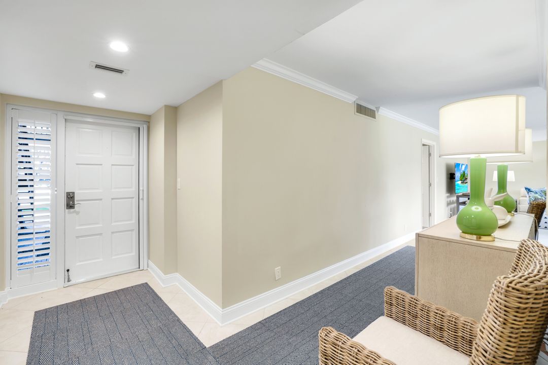108 Wilderness Dr #132, Naples, FL 34105