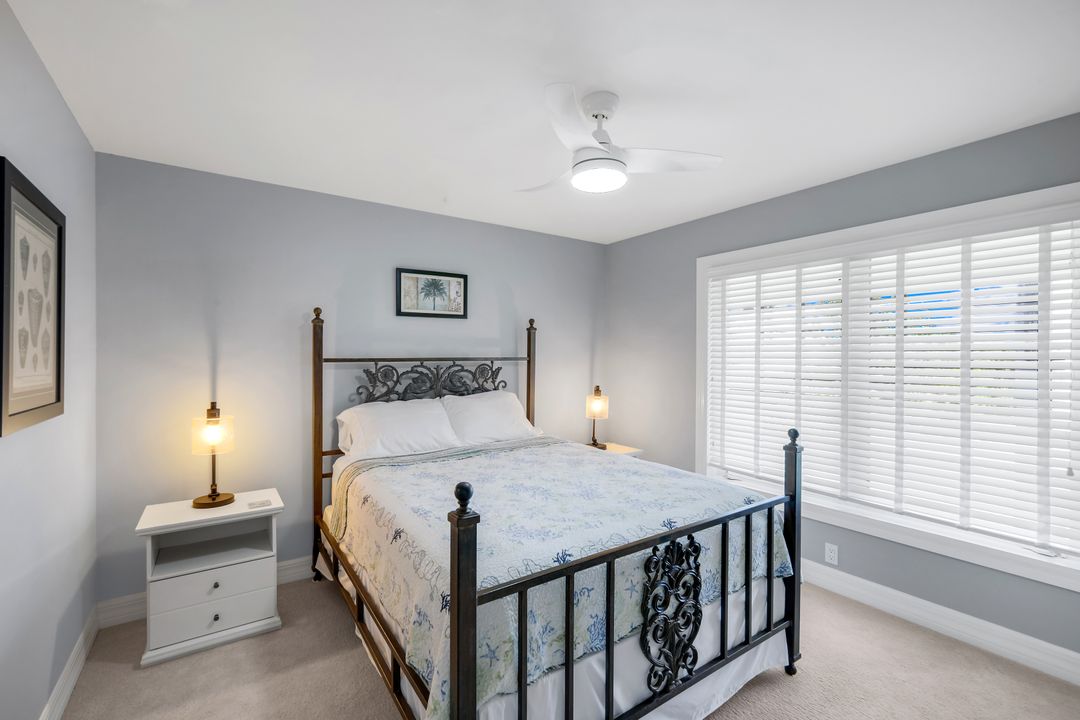 1111 Schooner Pl, Sanibel, FL 33957