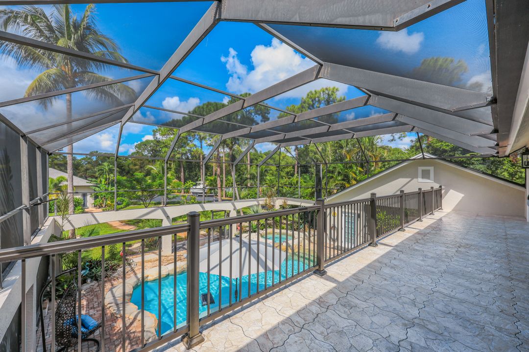 2061 Santa Barbara Blvd, Naples, FL 34116