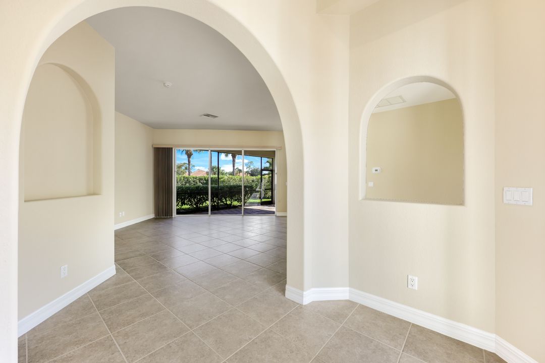 28251 L Burton Fletcher Ct, Bonita Springs, FL 34135