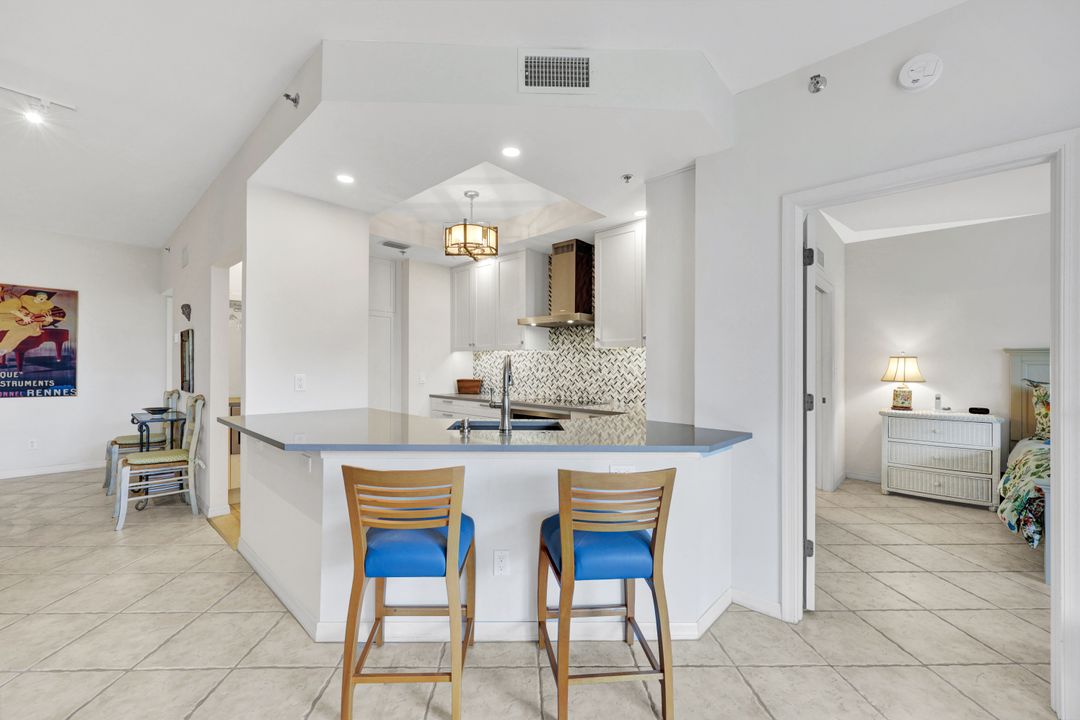 4130 Bayhead Dr #105, Bonita Springs, FL 34134