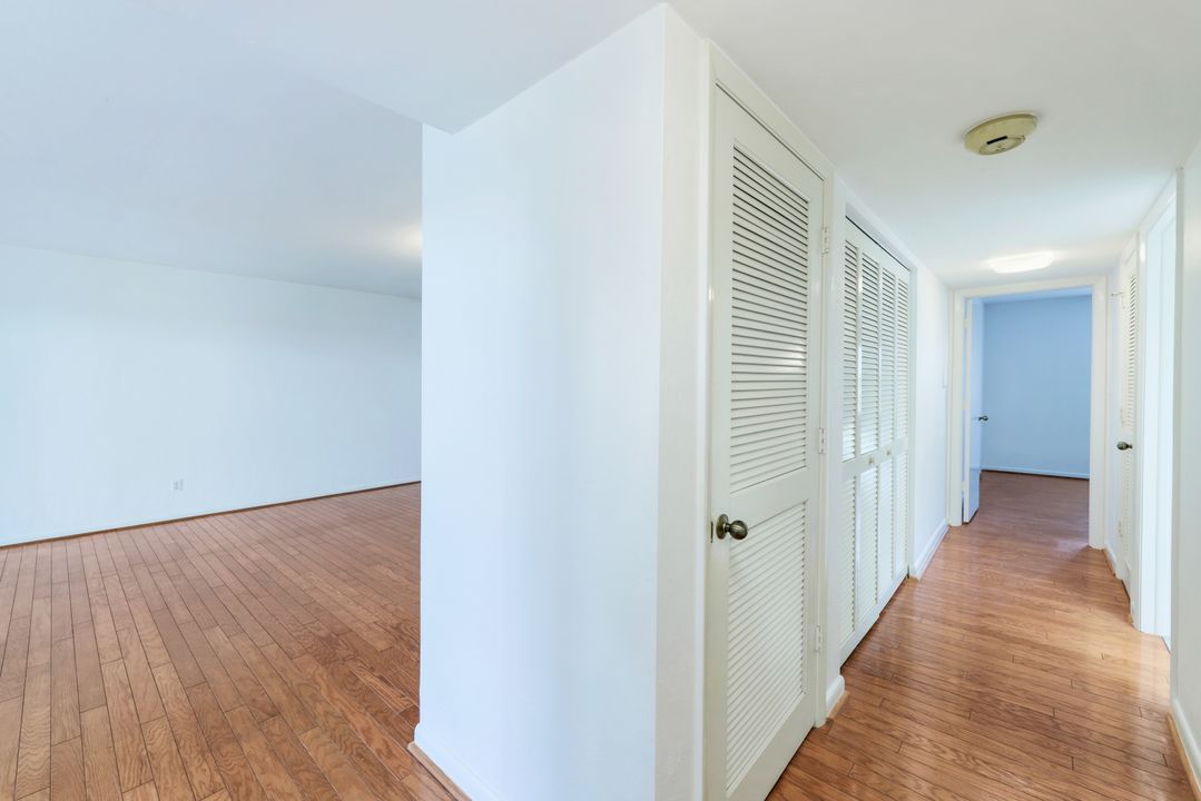 1530 Imperial Golf Course Blvd #312, Naples, FL 34110