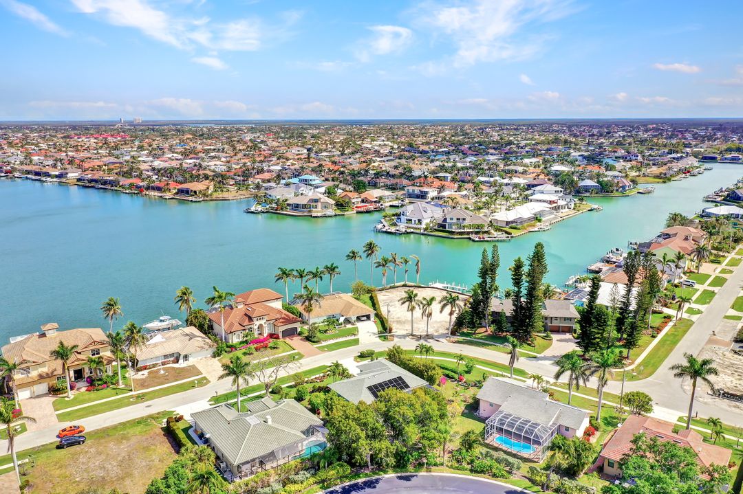 1057 Fieldstone Dr, Marco Island, FL 34145