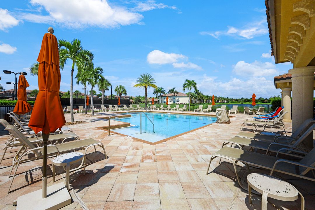 9590 Trevi Ct #5314, Naples, FL 34113