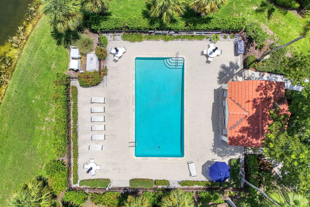 5015 Cedar Springs Dr #103, Naples, FL 34110