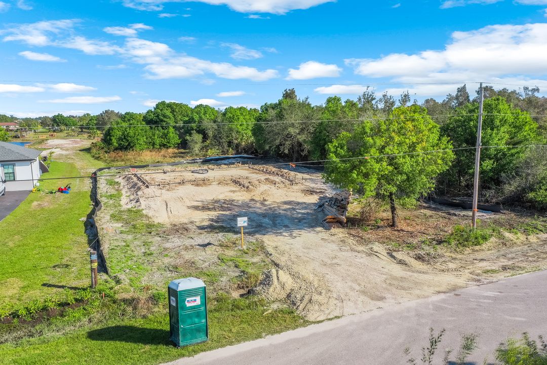 4287 66th Ave NE, Naples, FL 34120