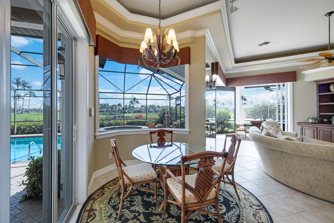 2390 King Palm Way, Naples, FL 34105