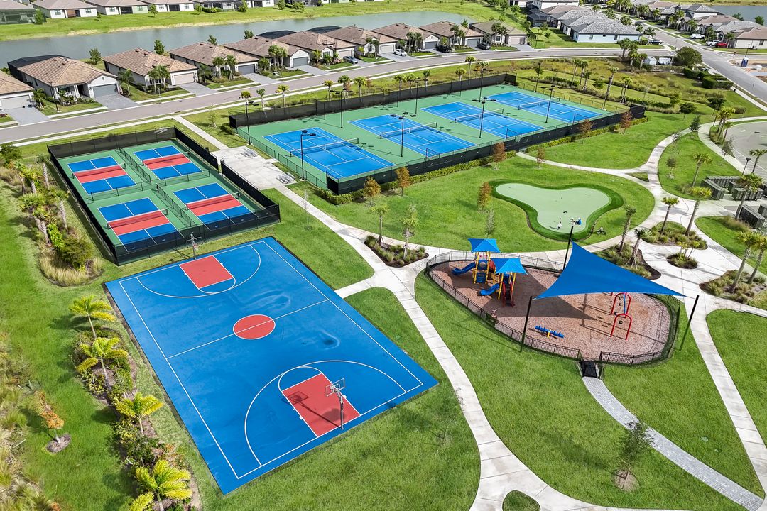 11212 Canopy Loop, Fort Myers, FL 33913