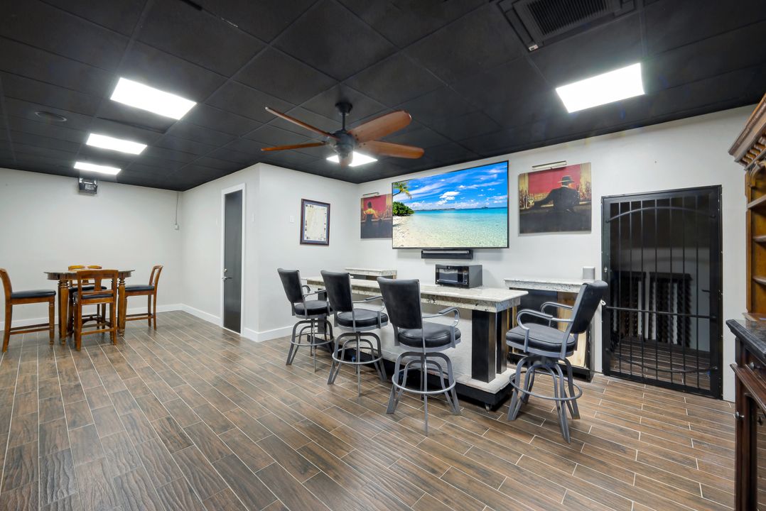 834 Hideaway Cir W, Marco Island, FL 34145