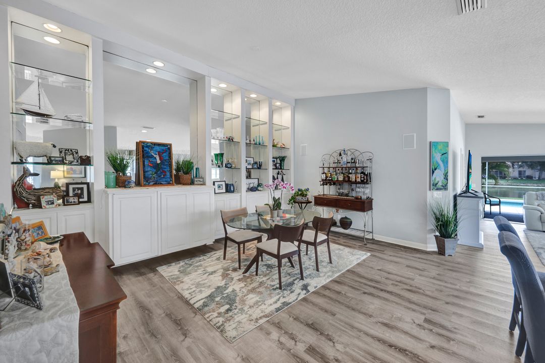4664 Ossabaw Way, Naples, FL 34119