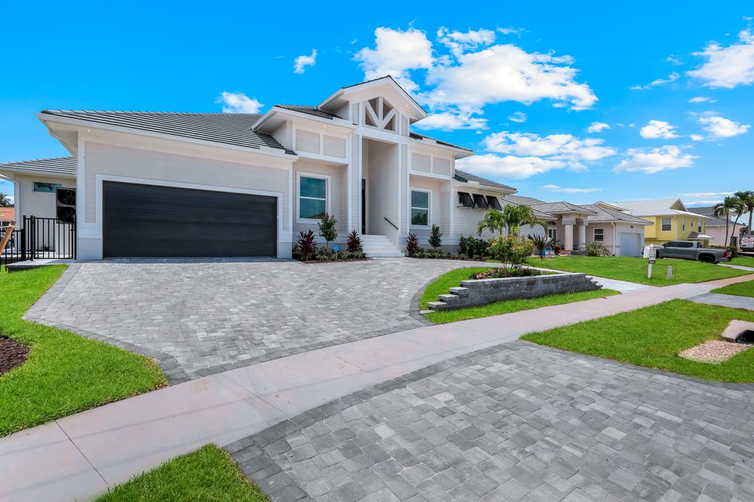 488 Capri Ct, Marco Island, FL 34145
