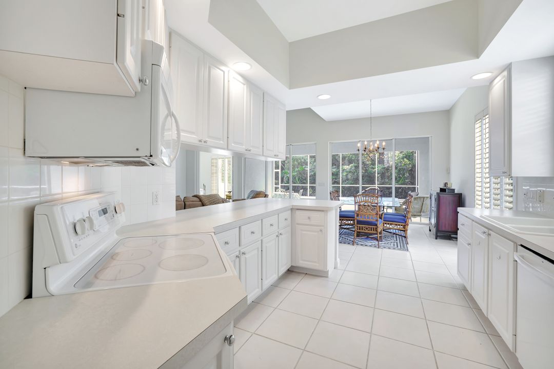 2831 Jude Is Wy, Naples, FL 34119