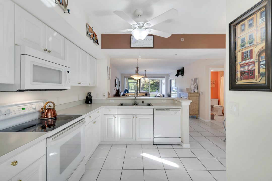 5425 Worthington Ln #103, Naples, FL 34110