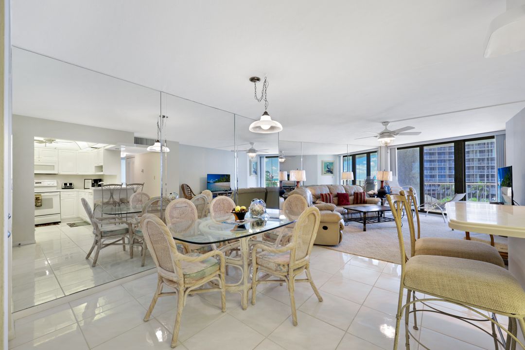 320 Seaview Ct #307, Marco Island, FL 34145