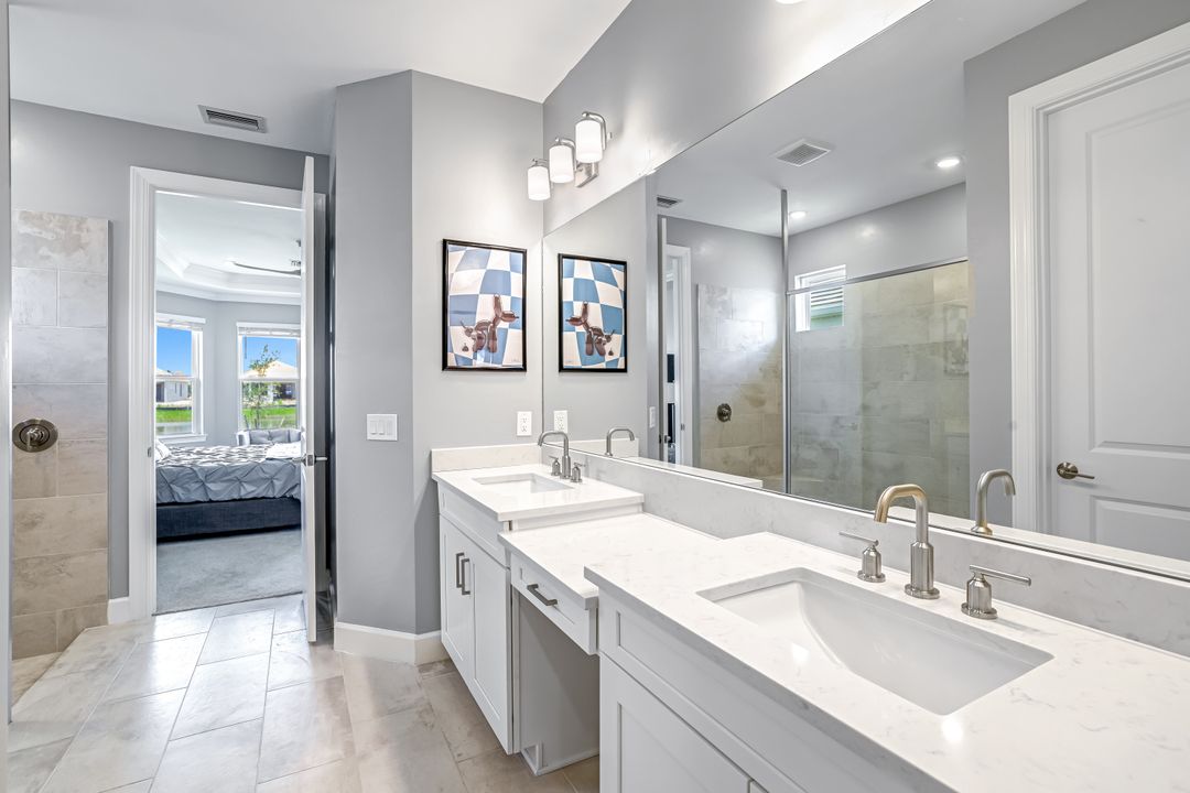 15653 Triesta Ln, Naples, FL 34114
