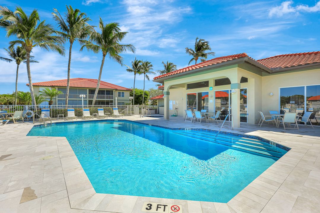 160 Waterside Cir #202, Marco Island, FL 34145