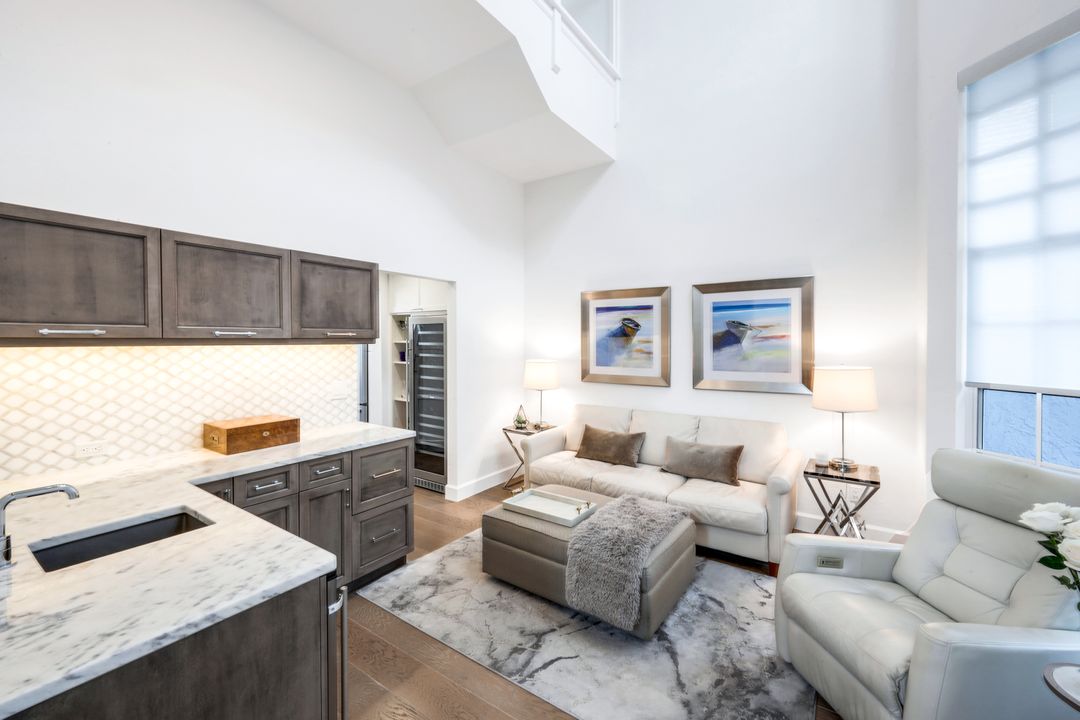 15303 Devon Green Ln, Naples, FL 34110