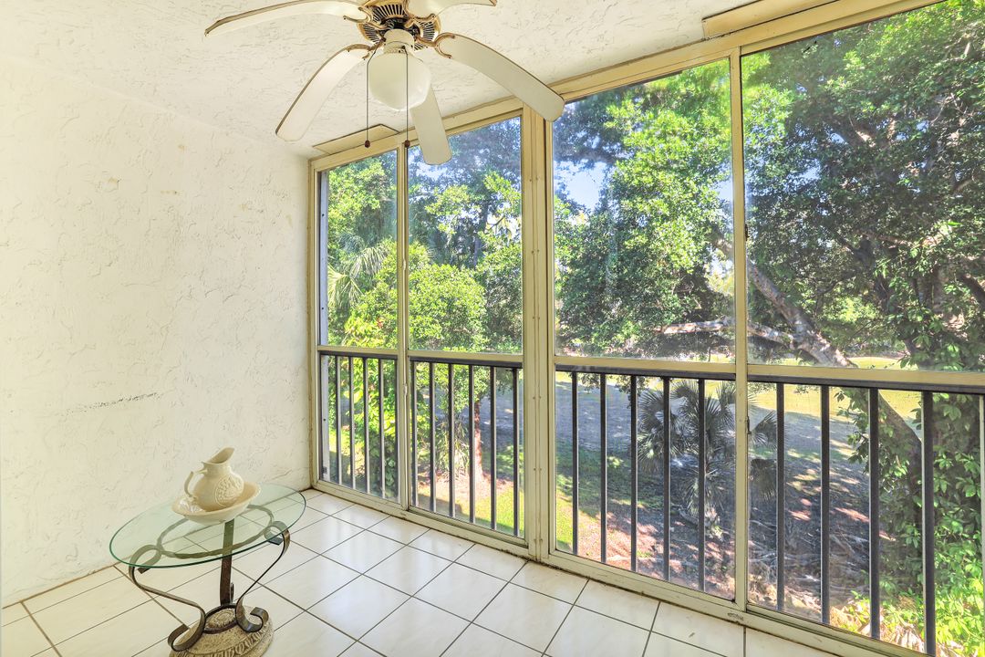 499 Forest Lakes Blvd #312, Naples, FL 34105