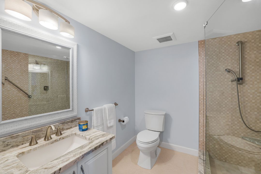 4041 Gulf Shore Blvd N #1403, Naples, FL 34103
