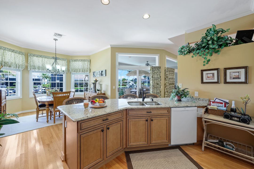 1181 Whiteheart Ct, Marco Island, FL 34145