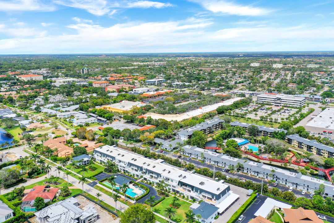 4200 Belair Ln #111, Naples, FL 34103