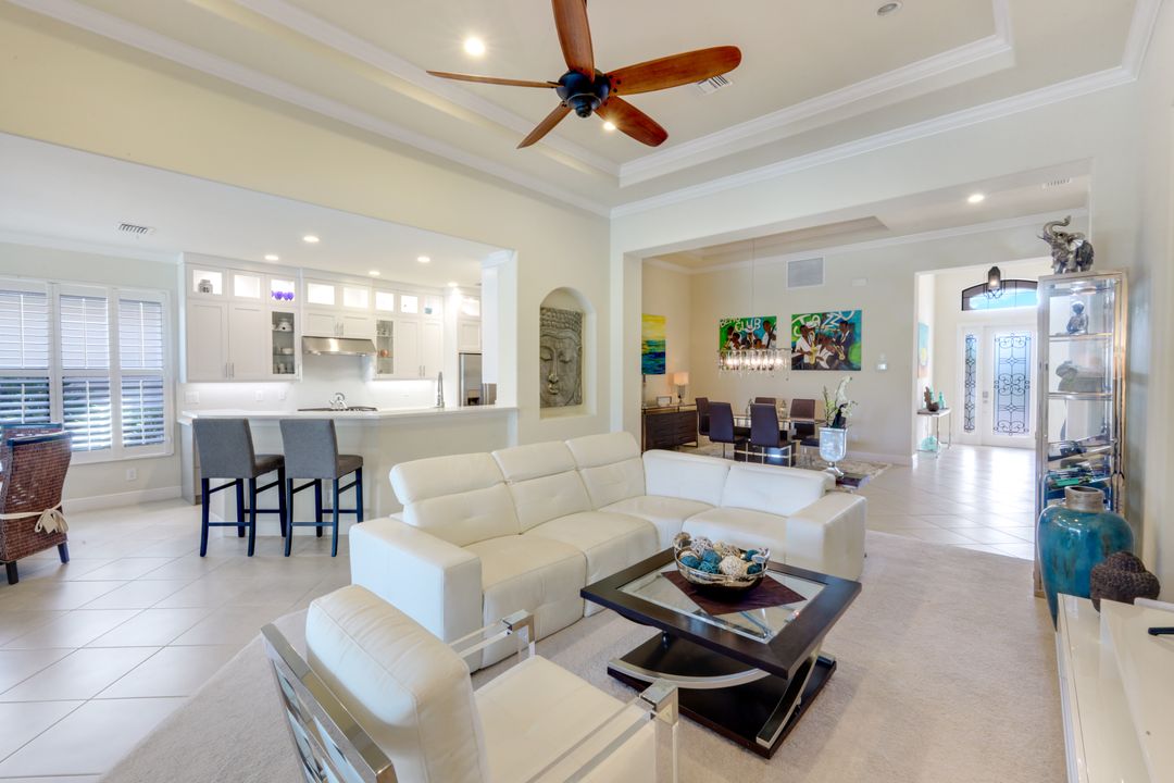 9909 Casabella Way, Bonita Springs, FL 34135