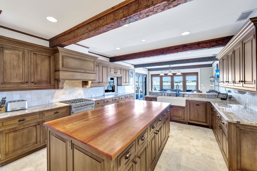 1431 Quintara Ct, Marco Island, FL 34145