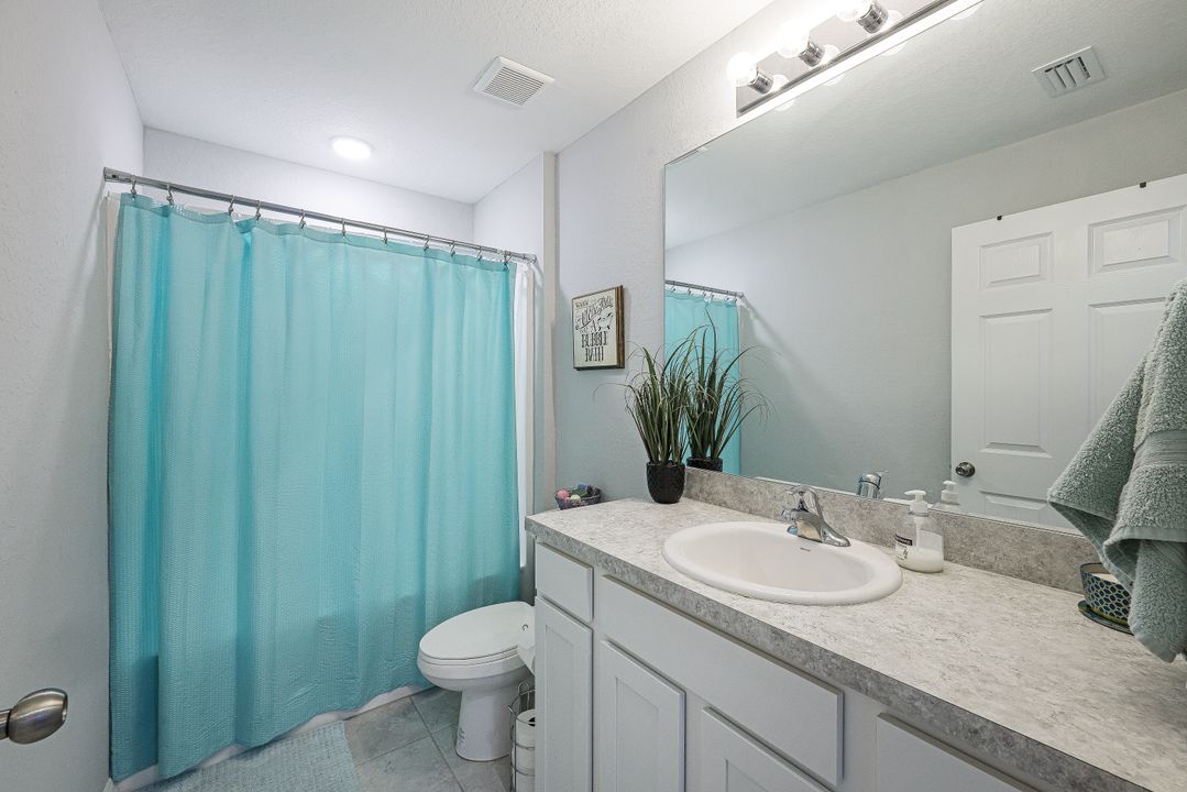 21 NW 23rd Terrace, Cape Coral, FL 33993