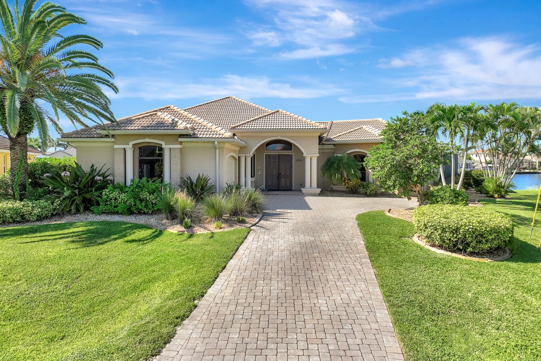 2216 SW 49th Terrace, Cape Coral, FL 33914