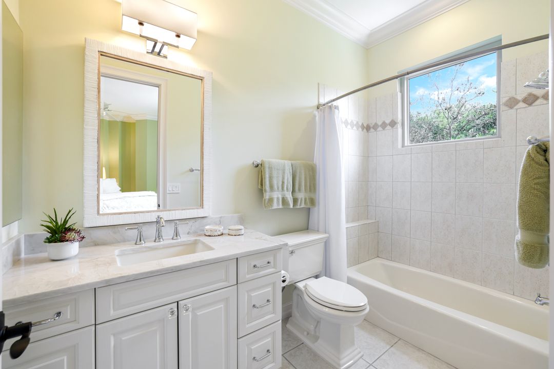 1419 Gormican Ln, Naples, FL 34110