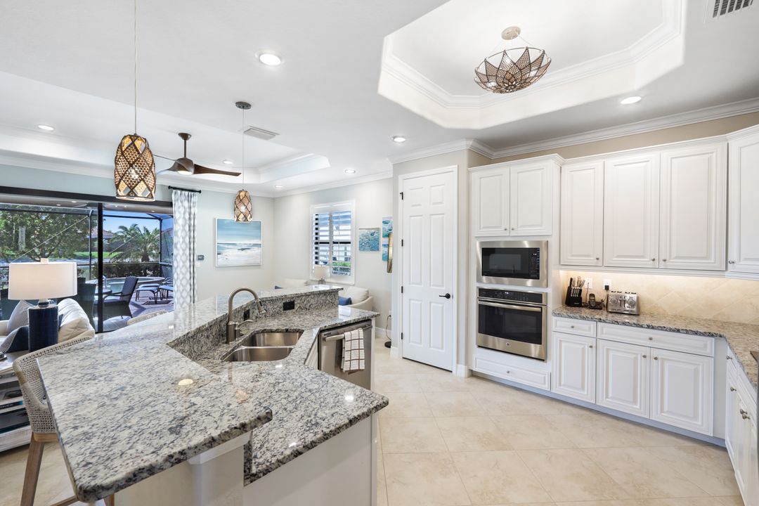 28086 Edenderry Ct, Bonita Springs, FL 34135