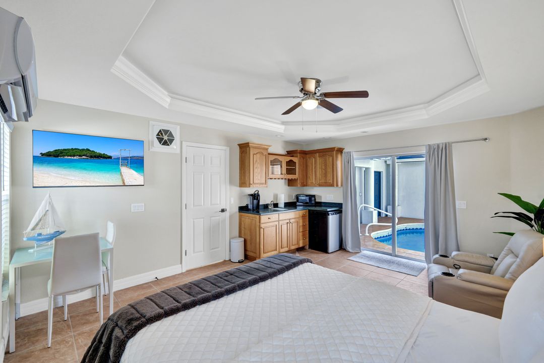 2033 SE 27th Terrace, Cape Coral, FL 33904