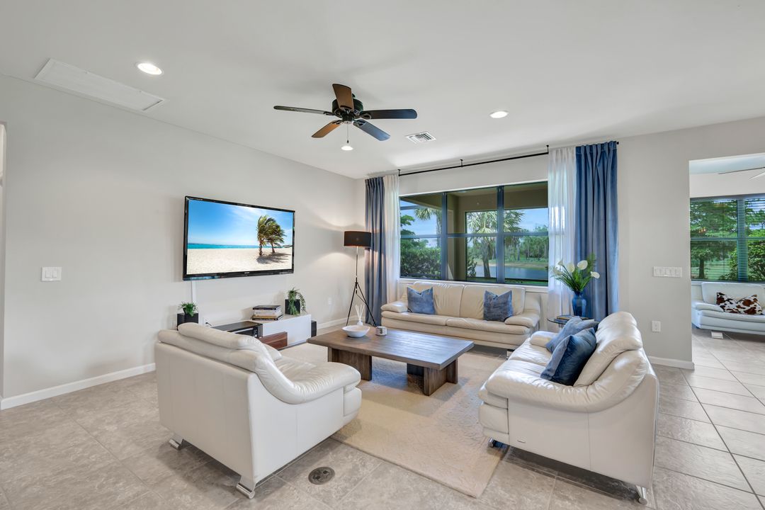 7103 Lily Way, Naples, FL 34114