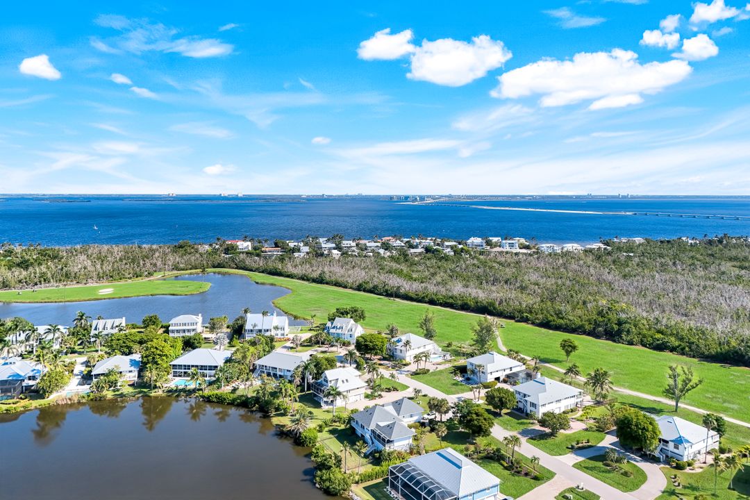 1417 Causey Ct, Sanibel, FL 33957