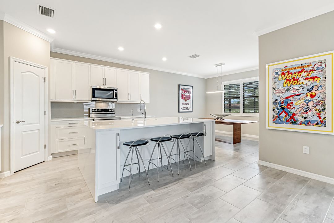 1603 Santiago Cir, Naples, FL 34113