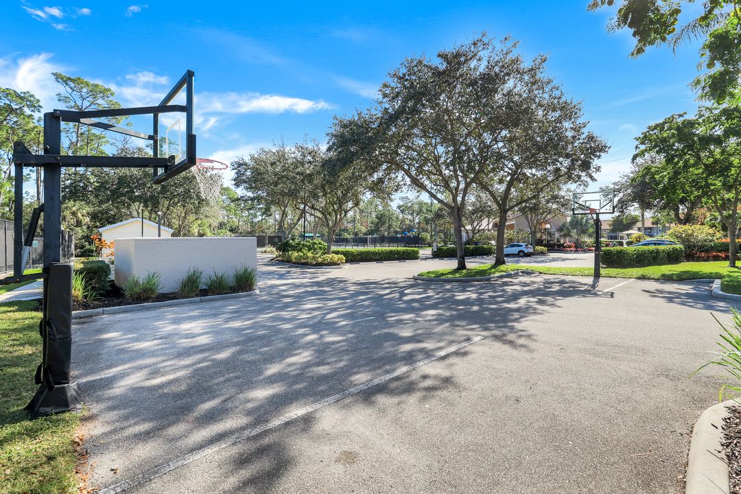 5425 Worthington Ln #103, Naples, FL 34110