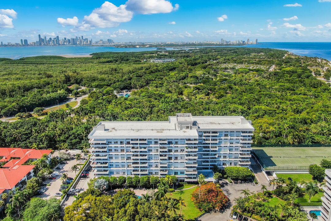 155 Ocean Ln Dr #103, Key Biscayne, FL 33149