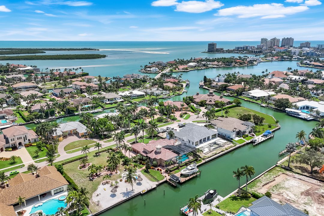 1658 McIlvaine Ct, Marco Island, FL 34145