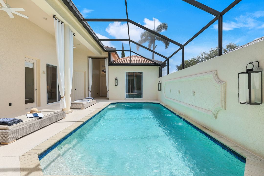 1123 Augusta Falls Way, Naples, FL 34119