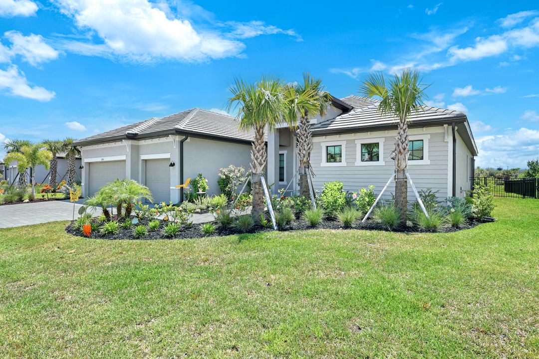 11030 Pebble Spgs Run, Fort Myers, FL 33913