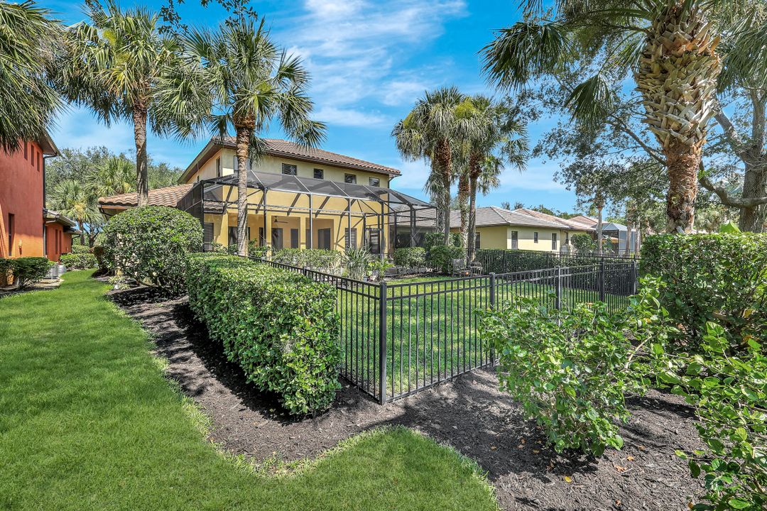 12693 Kentwood Ave, Fort Myers, FL 33913