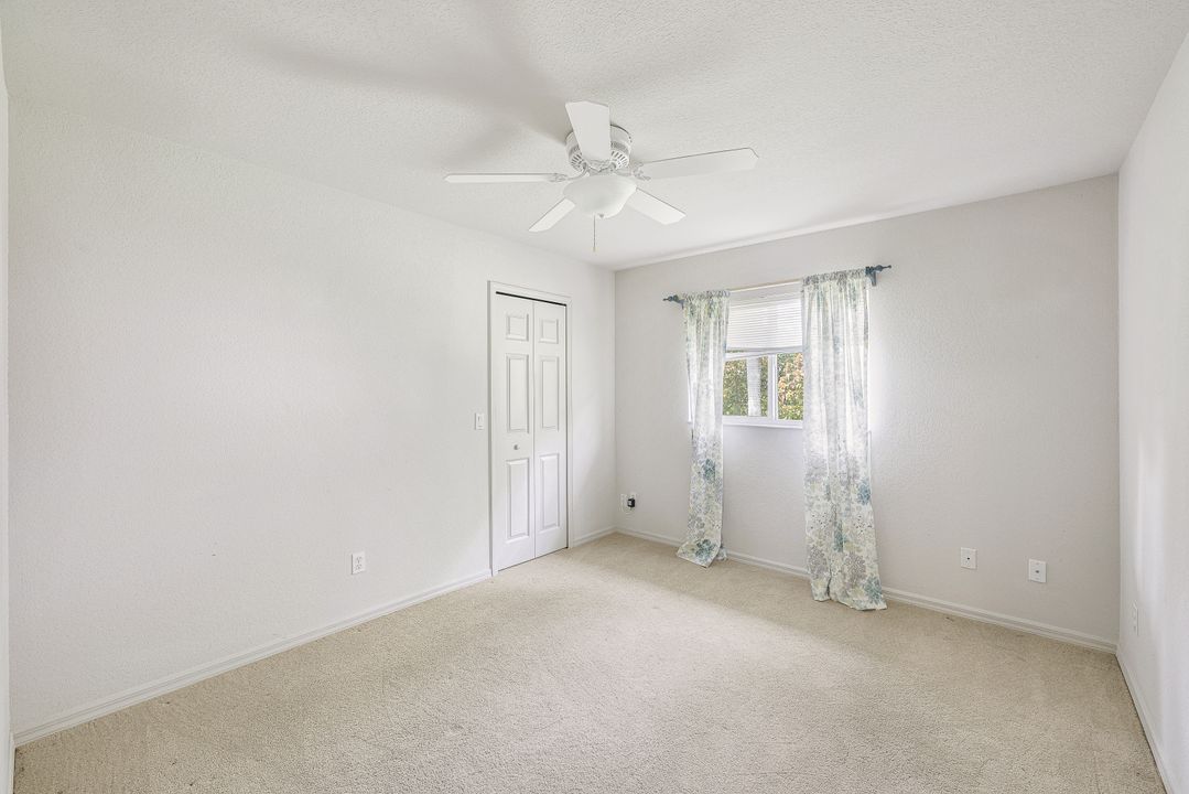 911 SE 20th St, Cape Coral, FL 33990