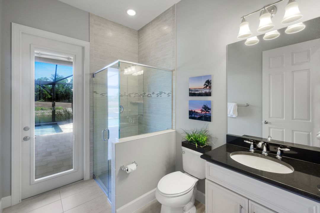 9238 Ores Cir, Naples, FL 34120
